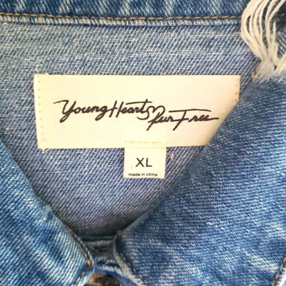 Distressed Jean Jacket - Picture 4 of 6